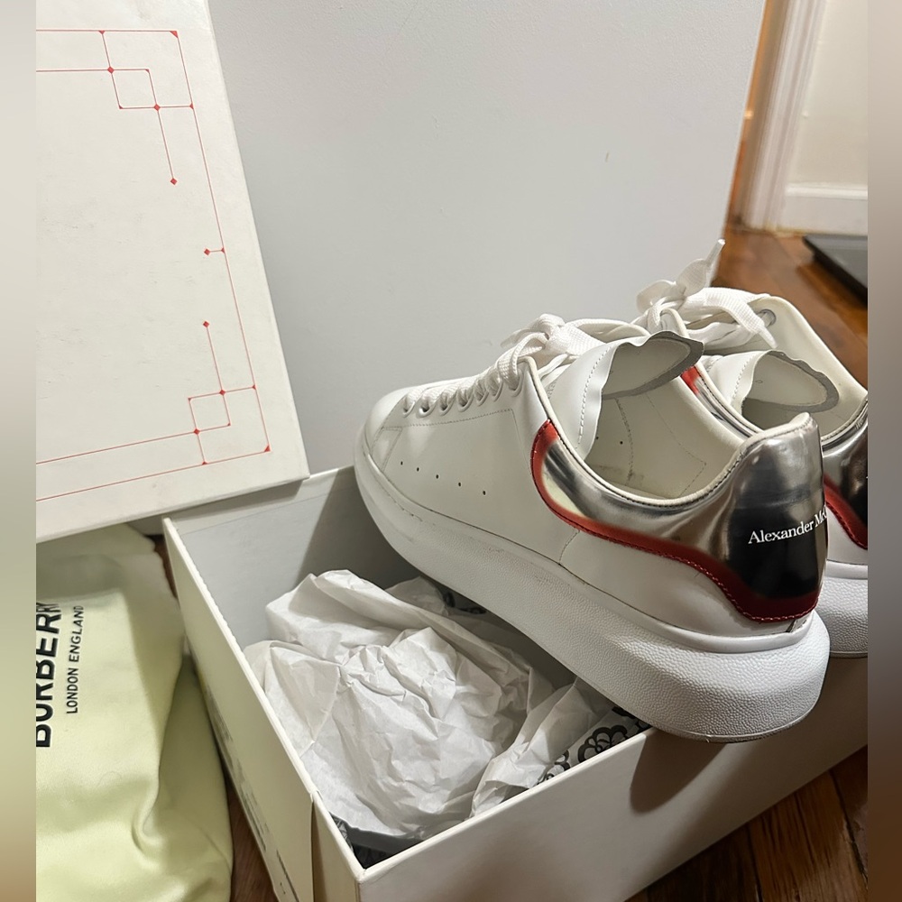 Alexander McQueen size 41(8)